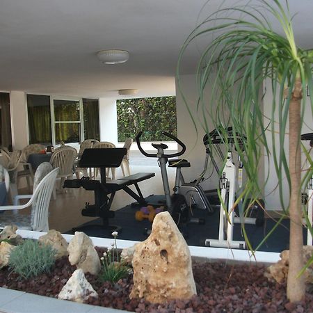 Hotel Kiss Cesenatico Exterior foto